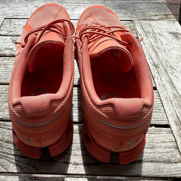 On Cloud Monochrome Flare Running Shoes - Picture 6 of 10